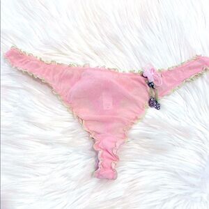 Victoria’s Secret Y2K baby pink with green Swiss dot ruched thong